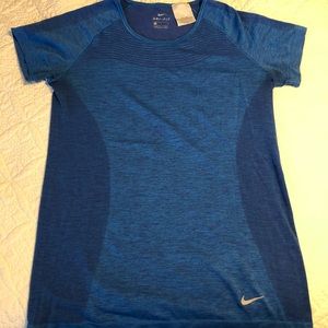 Nike dri-fit workout top